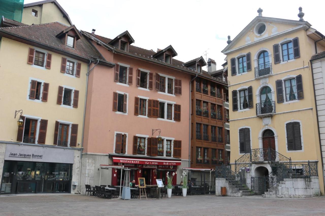 Pause Cafe Avec Sauna Annecy Exterior foto