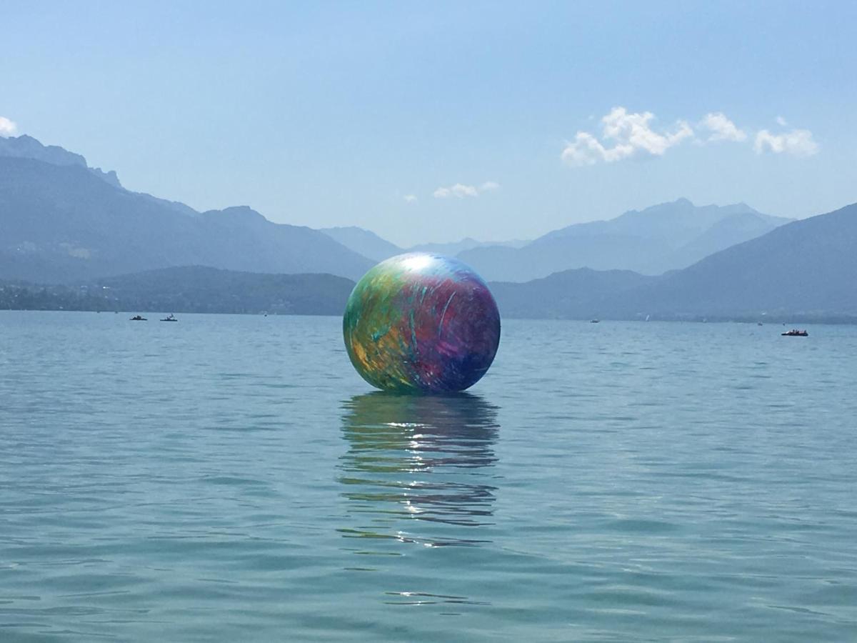 Pause Cafe Avec Sauna Annecy Exterior foto